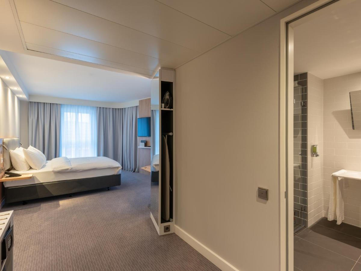 Express - - Hauptbahnhof, An Ihg 3*