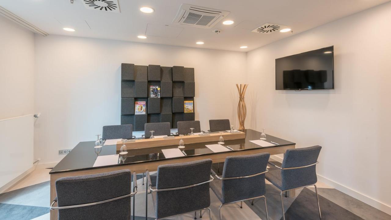 Express - - Hauptbahnhof, An Ihg Hotel Mannheim