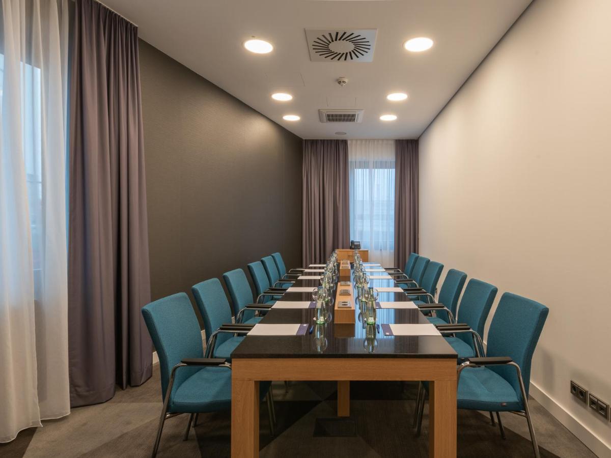 Express - - Hauptbahnhof, An Ihg Hotel 3*