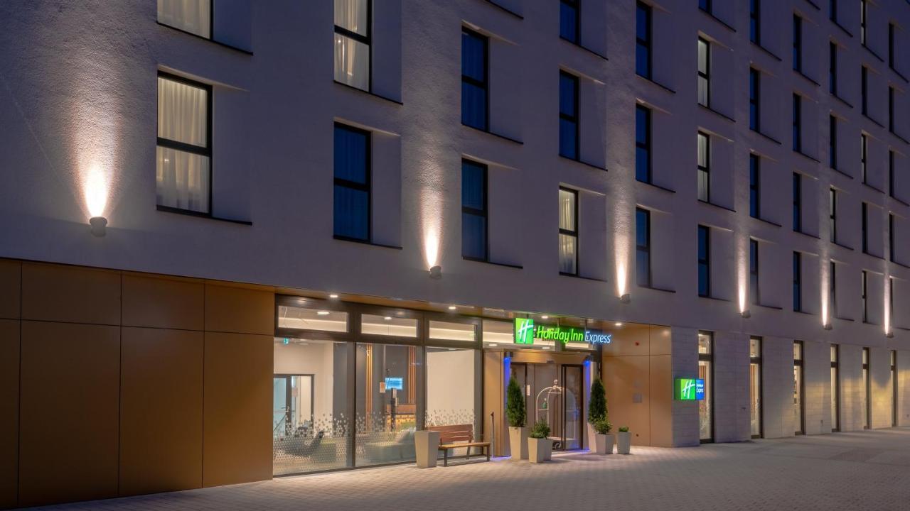 Express - - Hauptbahnhof, An Ihg Hotel 3*