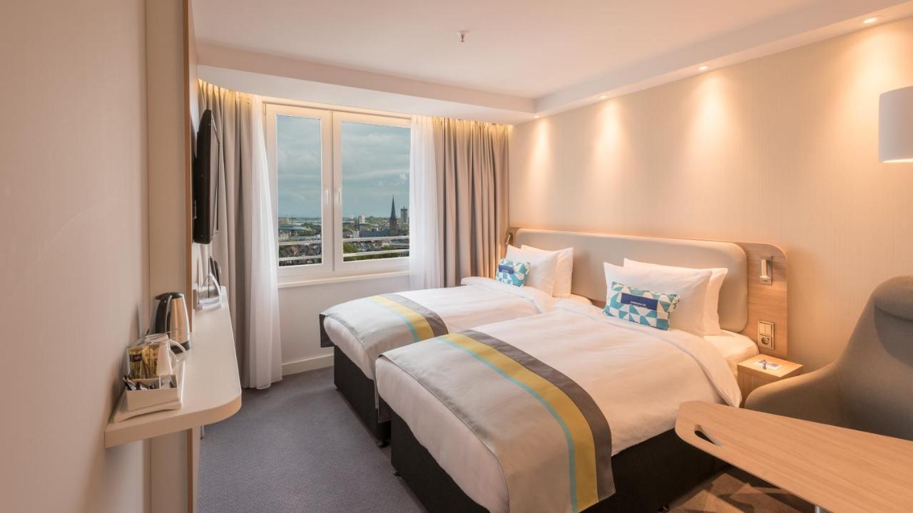 Express - - Hauptbahnhof, An Ihg
